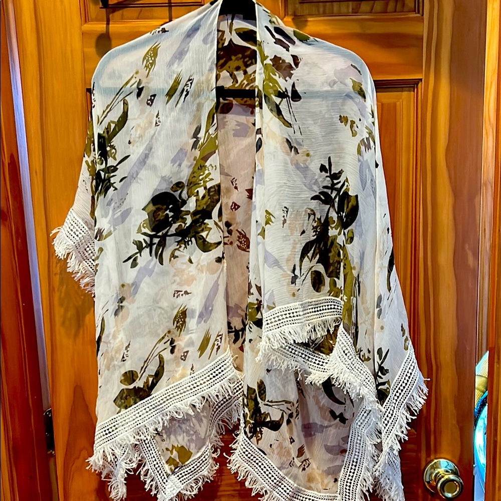 Kimono style shawl